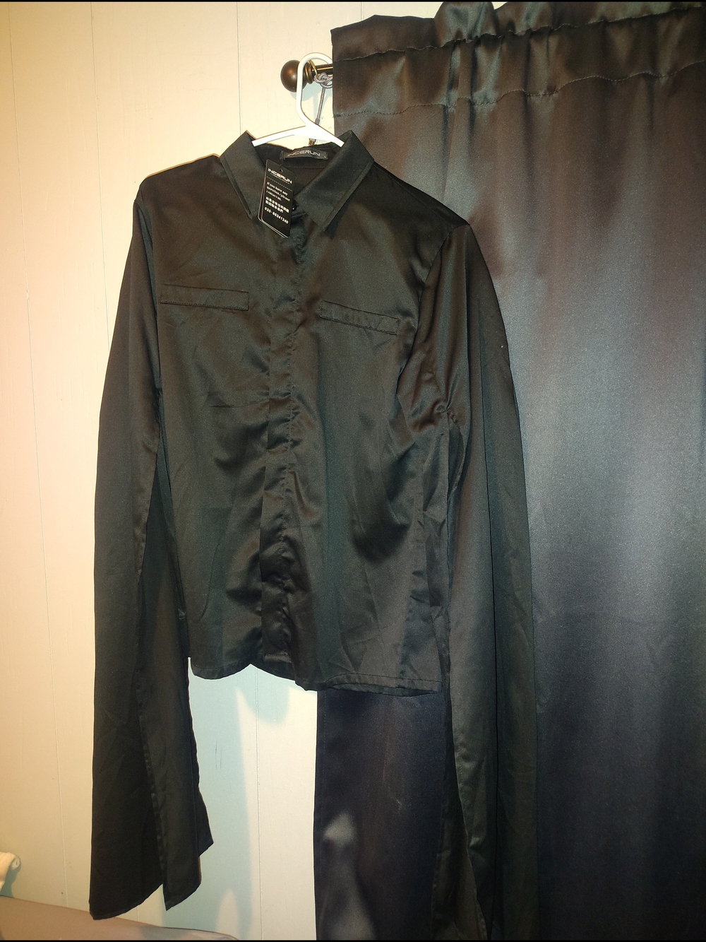 INCERUN Black Satin Long Sleeve Button Down Shirt with Chest Pockets Size M NWT